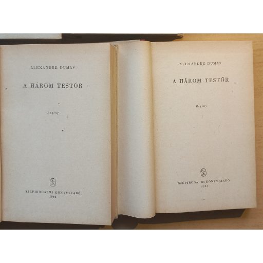 Alexandre Dumas két kétkötetes regénye
