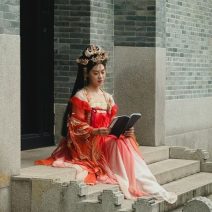 Ázsiai vonatkozású könyvek